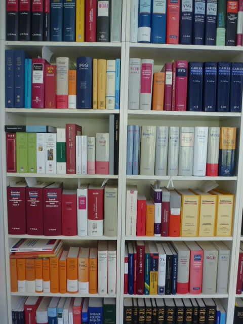 ca. 200 Bde Jura-Bibliothek, Gesetze, Recht, Rechtswissenschaften, Konvolut 1