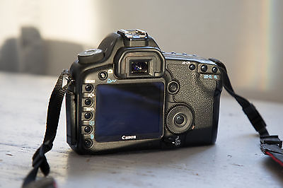 Canon EOS 5D Mark II 21.1 MP SLR-Digitalkamera - Schwarz (Nur Gehäuse)