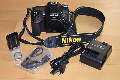Nikon D7100 24.1 MP SLR Digitalkamera (neuwertig)
