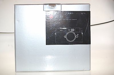Leica M9 schwarz 1925 Auslösungen Top Zustand OVP