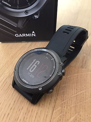 Garmin Fenix 3 mit Saphirglas - GPS-Multisportuhr mit Smartwatch-Funktionen