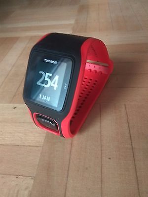 TomTom Runner Cardio GPS Laufuhr rot schwarz, wie neu, Sportuhr