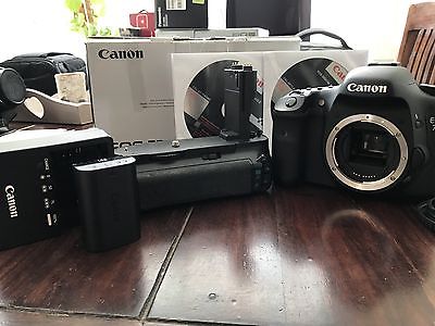Canon EOS 7D 18.0 MP SLR-Digitalkamera - Schwarz (Nur Gehäuse)