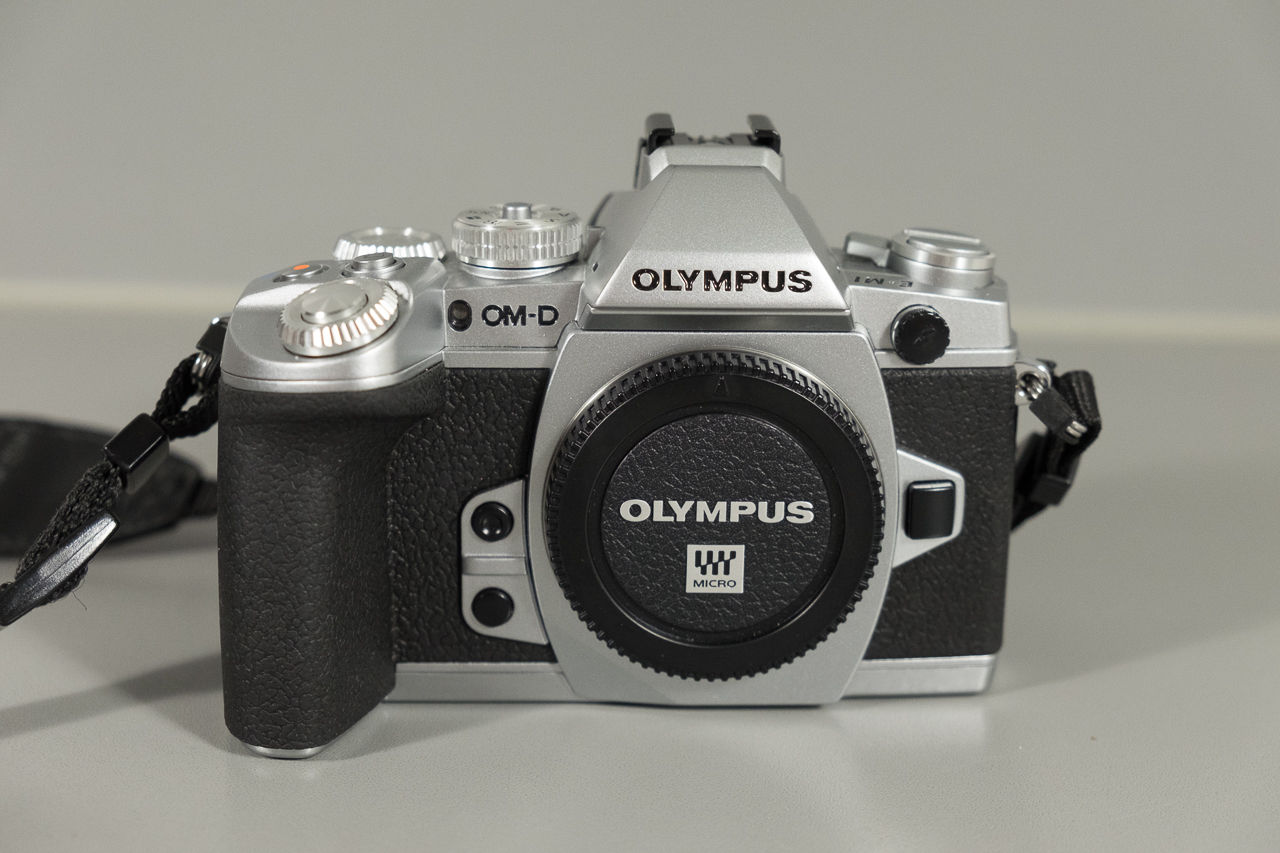 Olympus OM-D E-M1 Digitalkamera - Silber - Top Zustand – OVP