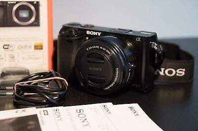 Sony Alpha ILCE - 6000 L 24.3 MP Kit mit E PZ 16 - 50mm Digitalkamera - Schwarz