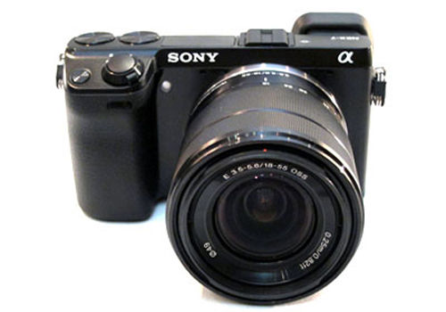 Sony Alpha ILCE6000 A6000 Digitalkamera Kit inkl. SEL18-55 Zubehörpaket Akku NEU