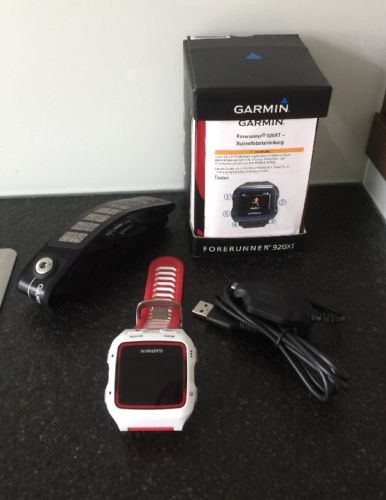 Garmin Forerunner 920XT HRM Triathlon-/Multisport-GPS-Uhr inkl. Herzfrequenzgurt