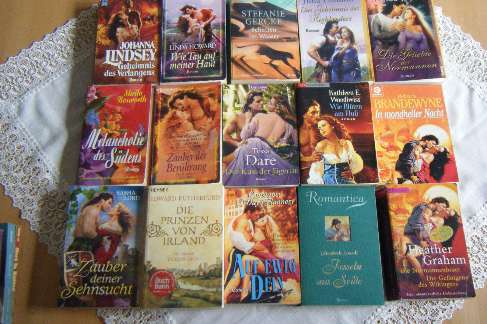 Bücherpaket : 23 Historische Liebesromane versch Autoren ( Graham-Lord-Scott...)