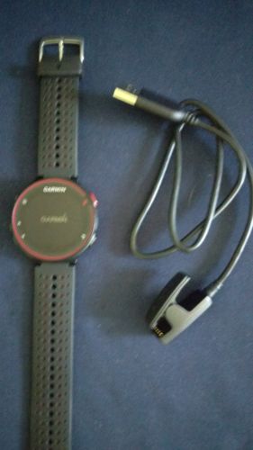 GARMIN Forerunner 235 HR GPS Laufuhr Herzfrequenzmessung Schwarz Rot - Neu