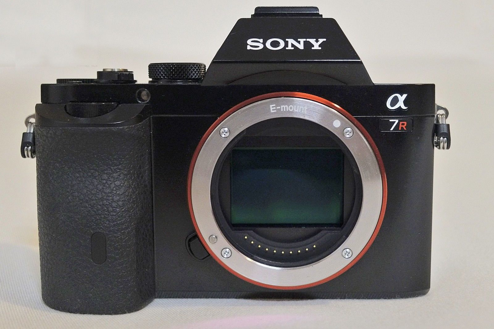 Sony Alpha ILCE-7R 36.4 MP Digitalkamera - Schwarz (Nur Gehäuse)