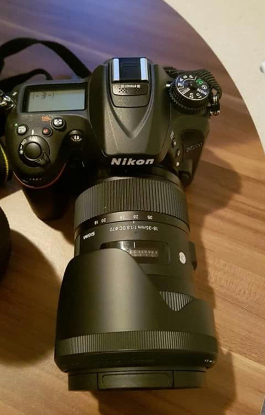 Nikon D7200 + Zubehörpaket