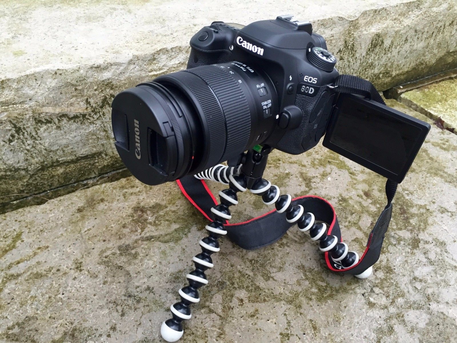 Canon EOS 80D 24.2MP Digitalkamera - Schwarz (Kit mit EF-S 18-55mm Objektiv)