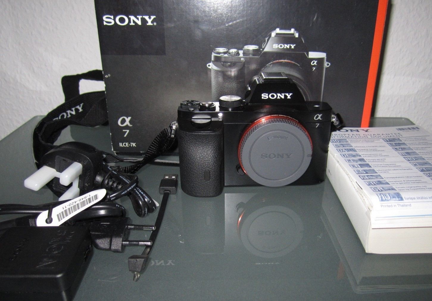 Sony Alpha ILCE-7K 24.3 MP SLR-Digitalkamera - Schwarz (Nur Gehäuse)