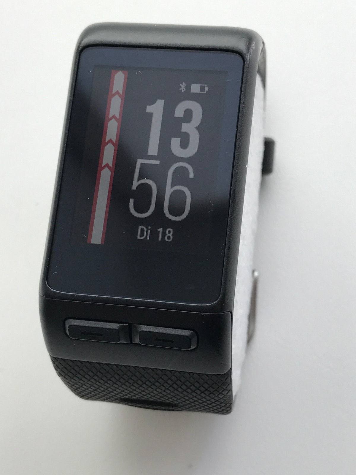 Garmin vivoactive HR GPS Uhr - Schwarz Herzfrequenzmessung am Handgelenk