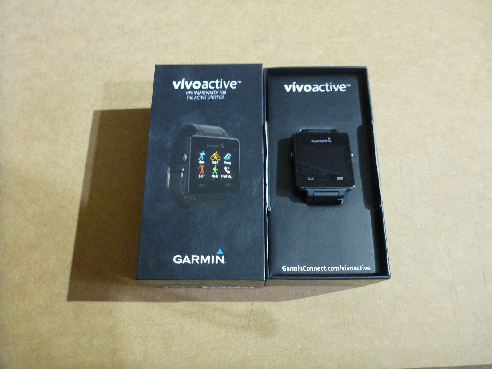Garmin vivoactive - GPS Smartwatch