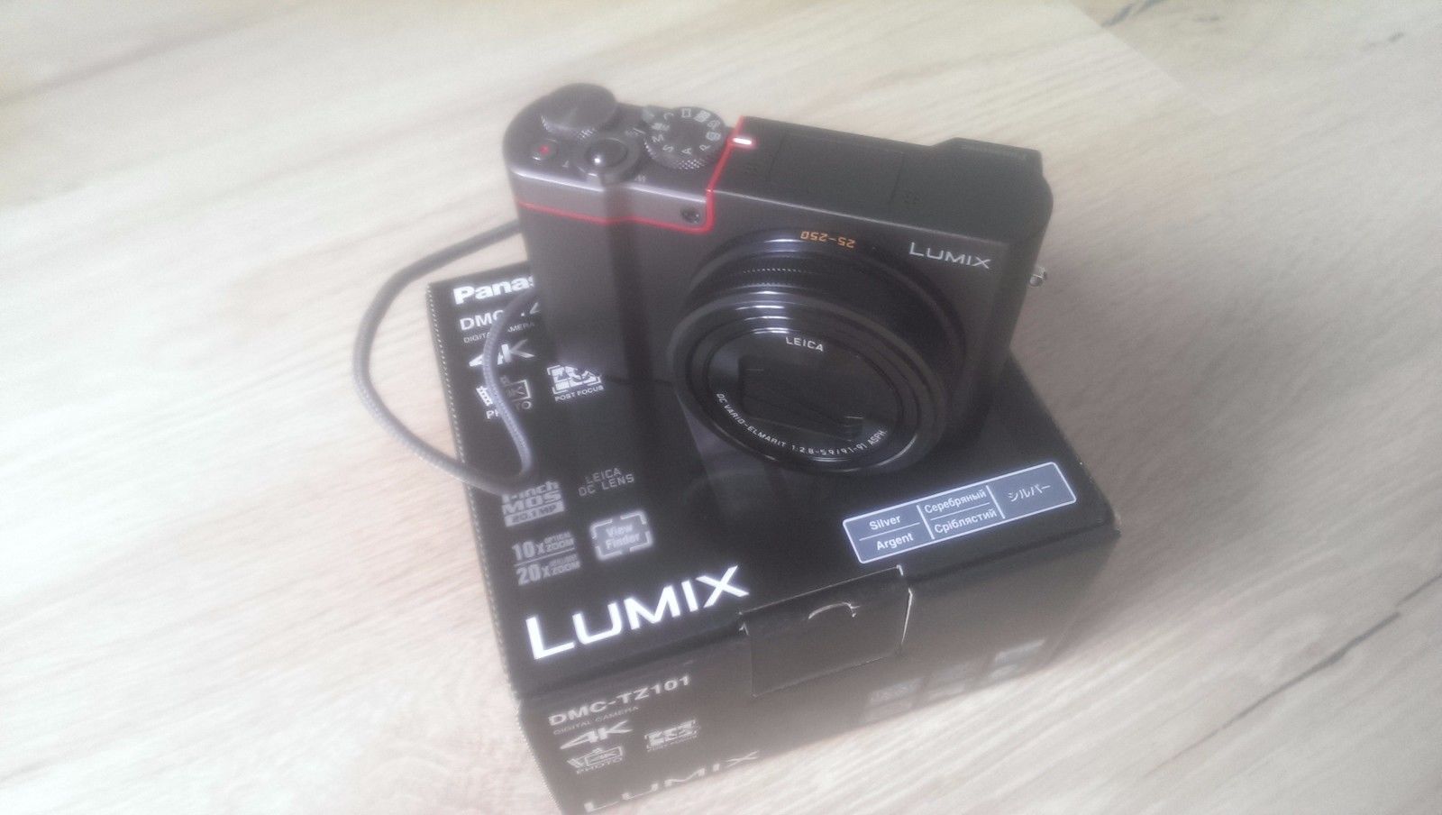 Panasonic Lumix TZ 101 DMC-TZ101 Silber wie NEU Leica Objektiv WiFi WLAN 4K