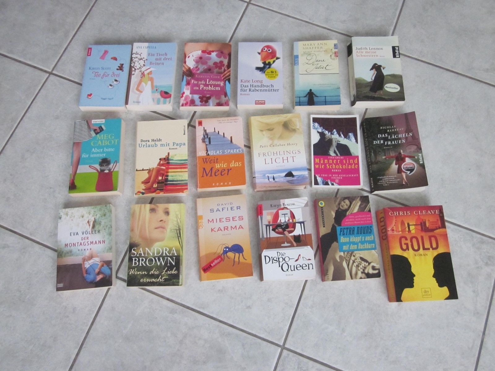•???Bücherpaket - •???18 Taschenbücher•??? - Romane - Frauenromane•???
