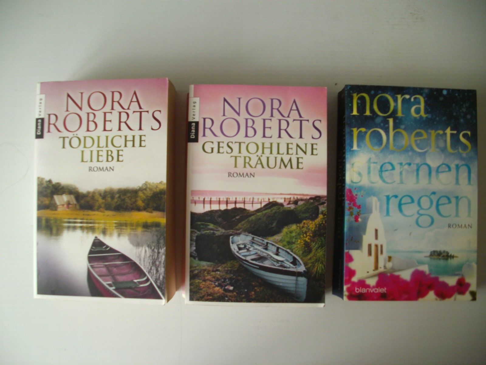 Bücherpaket Nora Roberts Sternenregen, Tödliche Liebe, gestohlene Träume