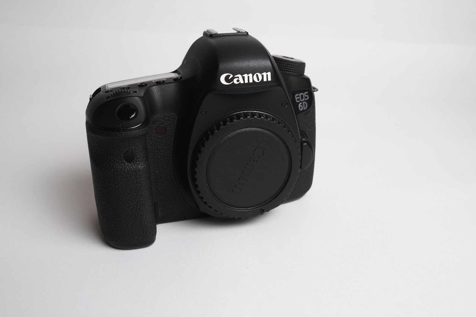 Canon EOS 6D Body in OVP. Sehr guter Zustand.