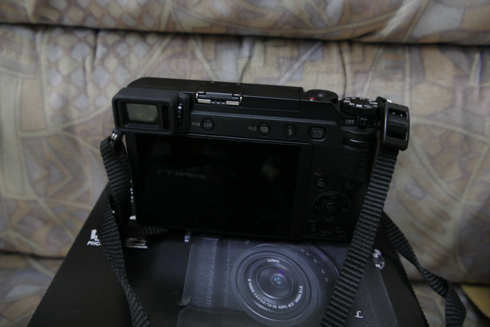 Panasonic LUMIX GX80K 16.0MP 4K Kamera - Schwarz (Kit mit 12-32mm Objektiv)