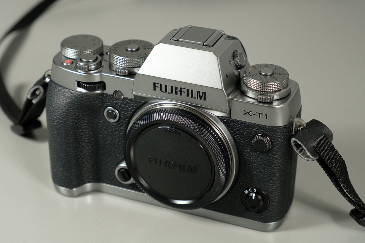 Fujifilm Fuji X-T1 Graphite Silber Digitalkamera - OVP - Fast neu!