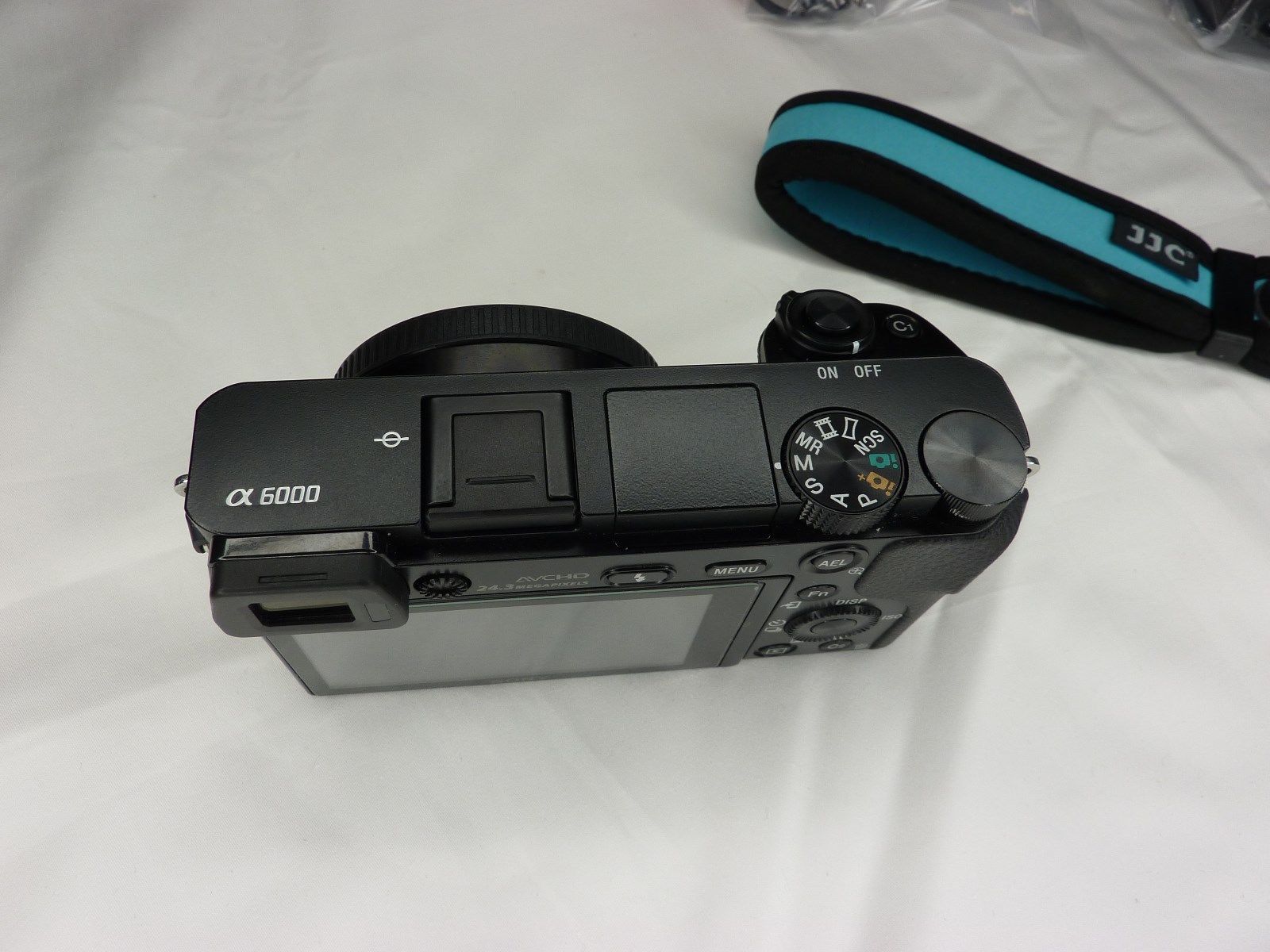 Sony Alpha 6000 24.3 MP SLR-Digitalkamera Body - Schwarz a6000, TOP-Zustand