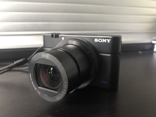 Sony RX100IV Digitalkamera 21MP Schwarz