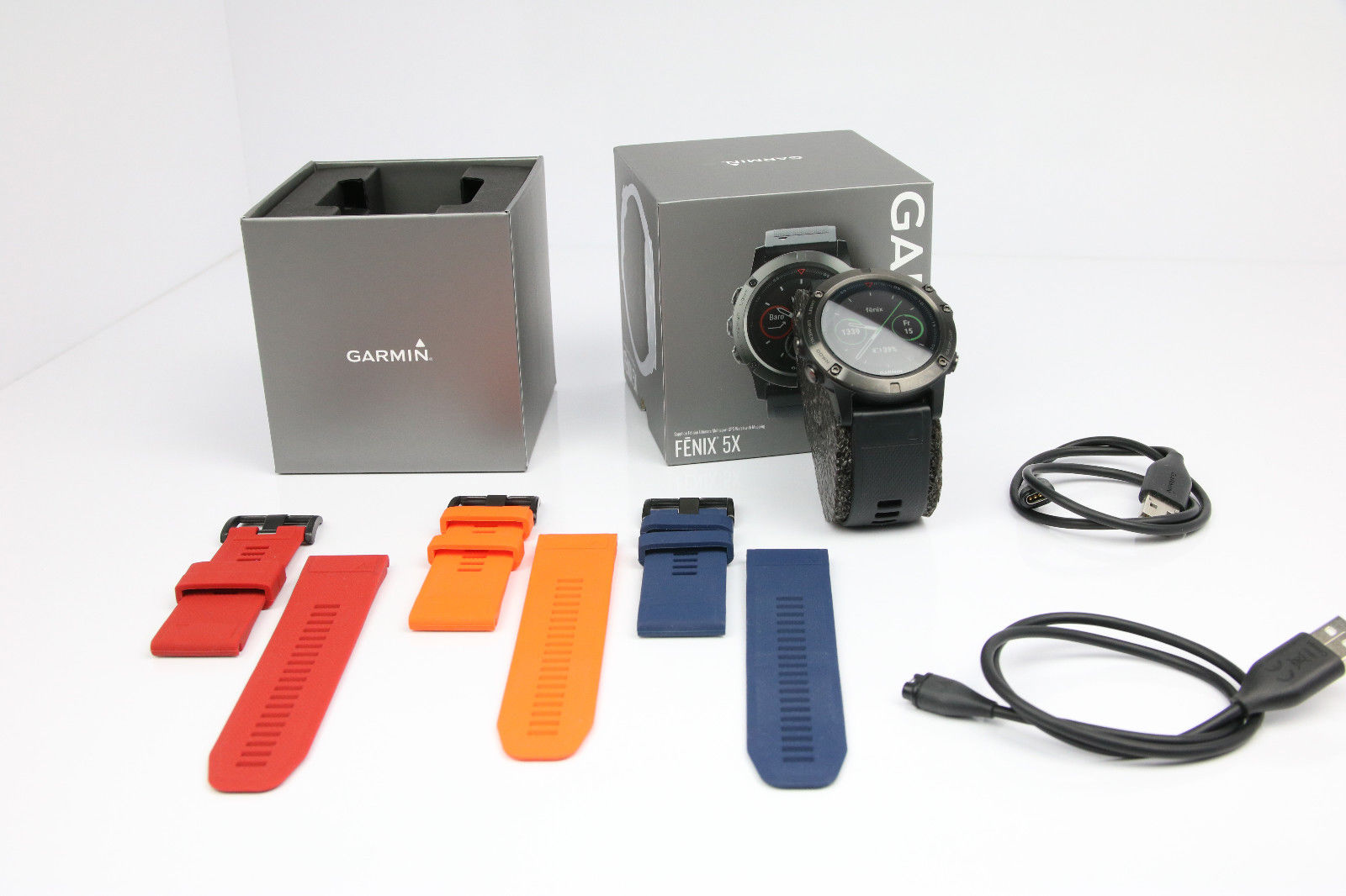 Garmin fenix 5X Saphir GPS Multisport Smartwatch, wie NEU, zusätzliche Armbänder