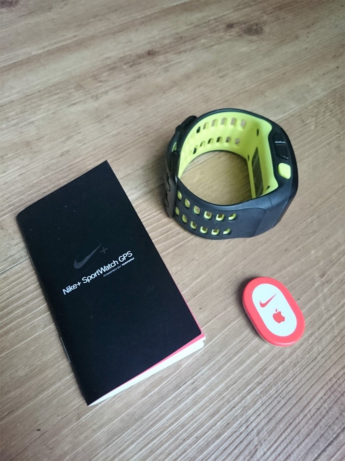 NIKE+ Sportwatch / mit Shoe Pod / Laufuhr mit GPS / TomTom / schwarz-gelb