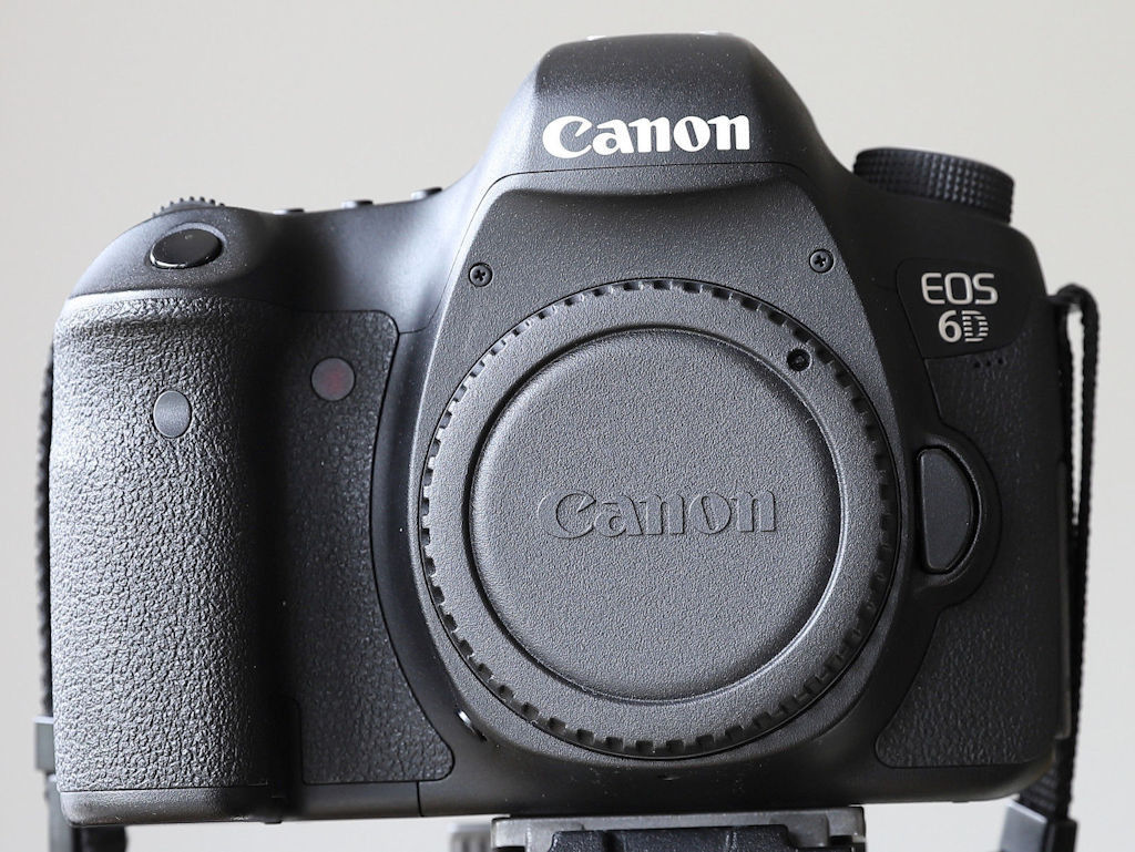 Canon EOS 6D 20.2 MP SLR-Digitalkamera - Vollformat (Nur Gehäuse)