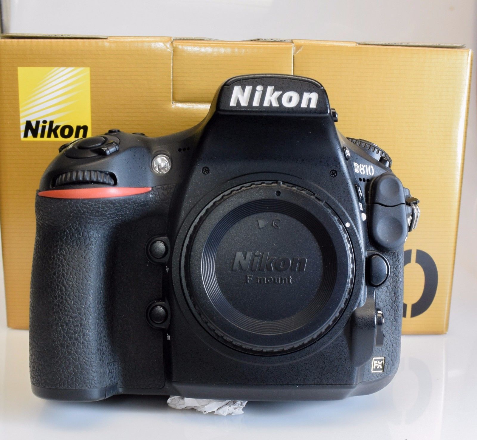 Nikon D810 - 36.3MP Digitalkamera - (Nur Gehäuse) Top! + CF 32GB  