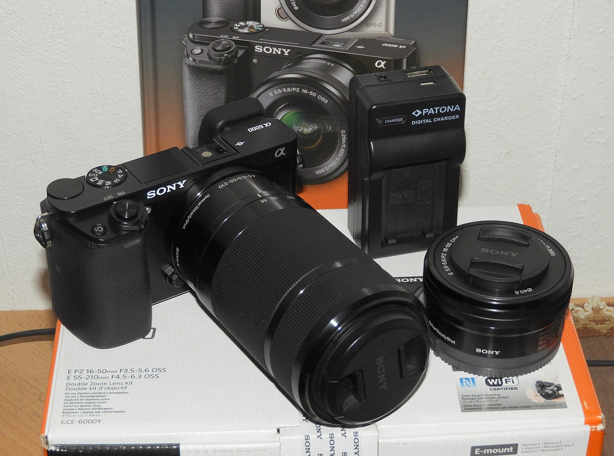 Sony Alpha ILCE-6000Y 24.3 MP Digitalkamera - Schwarz (Kit 16-50mm und 55-210mm)