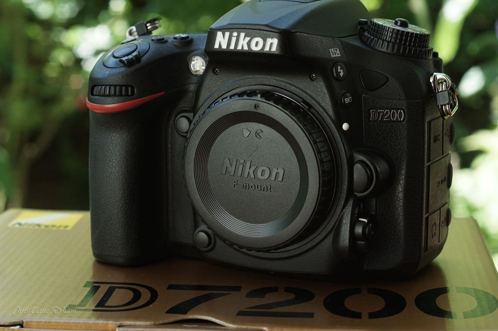 Nikon D7200 Body unter 4.000 Auslösungen sehr gut erhalten