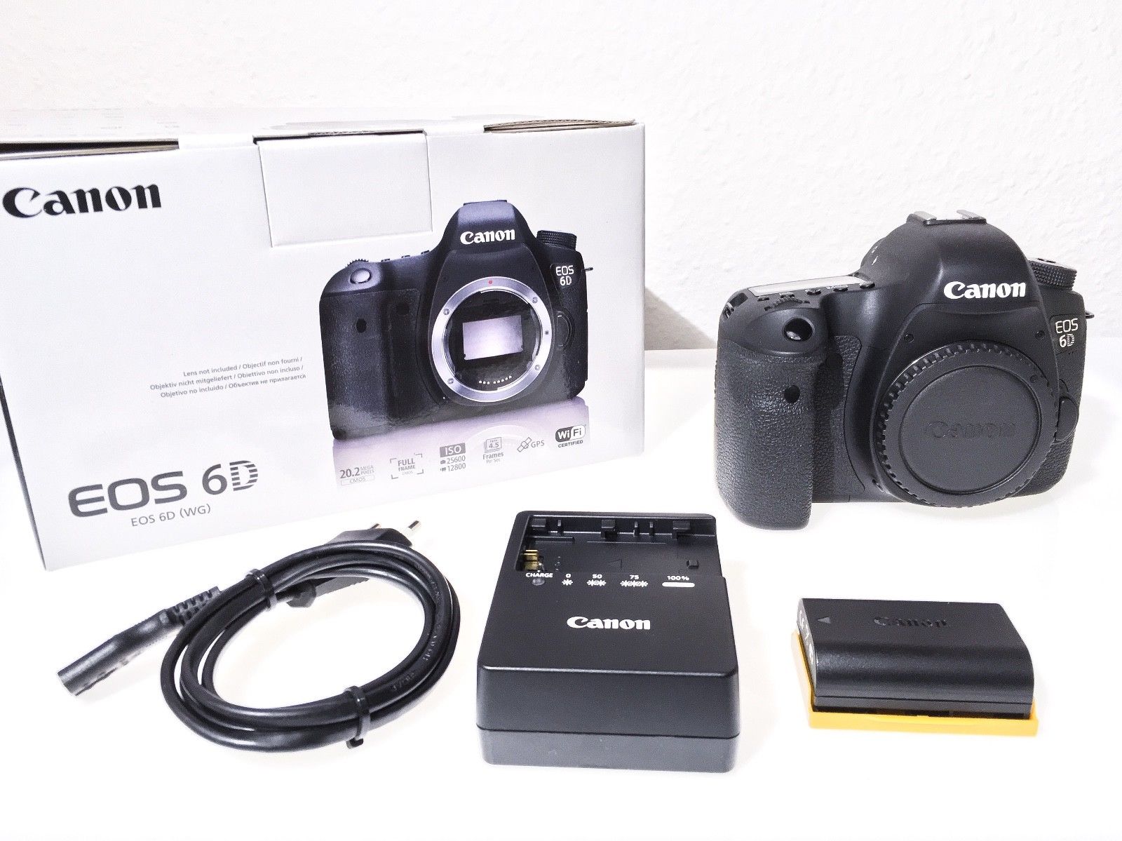 Canon 6D EOS DSLR Vollformat Videofunktion + wie NEU 6900 Auslösungen + NP 1400€