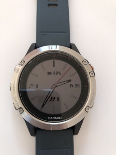 Garmin Fenix 5 Silber Smartwatch GPS Multisportuhr  Aktivitätstracker 47mm