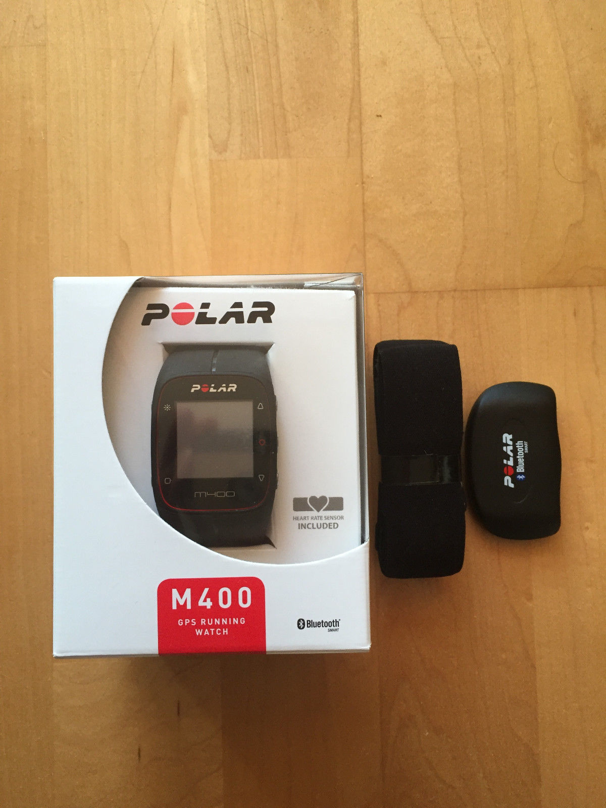 Polar M400 GPS Laufuhr mit Brustgurt in schwarz - wie Neu ! Sehr guter Zustand !