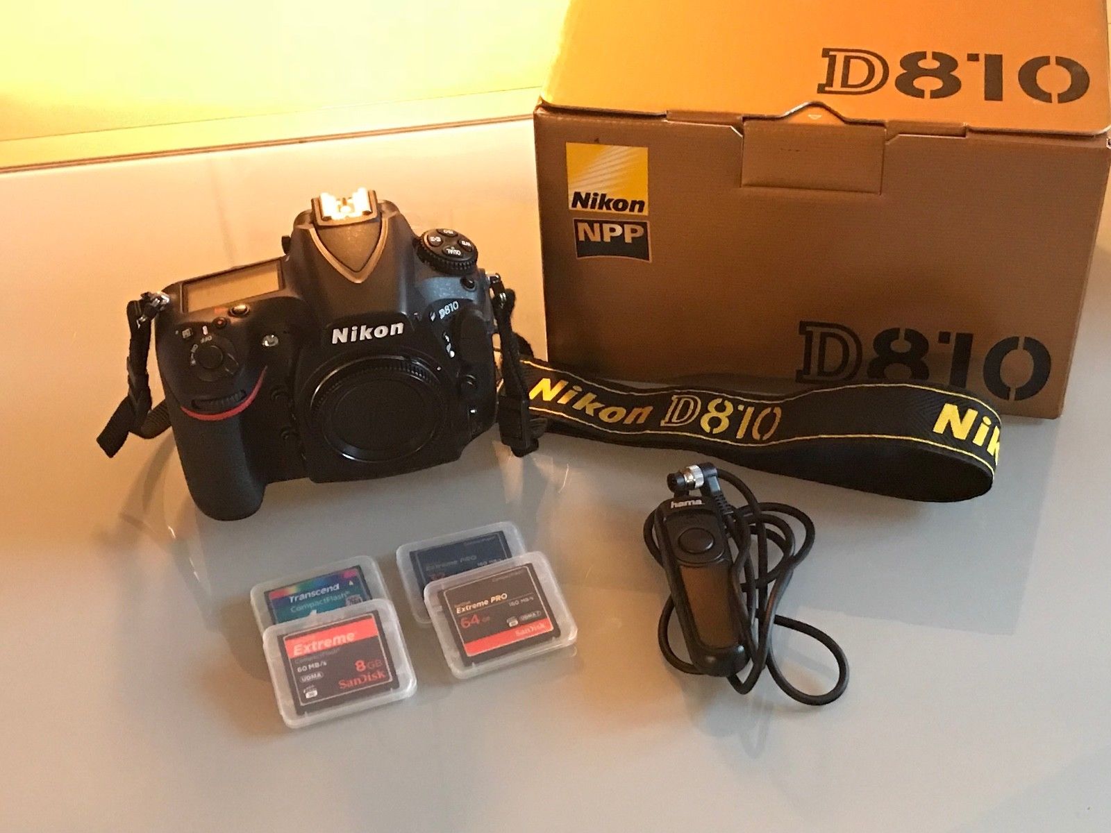 Nikon D 810, Digitale Spiegelreflex-Kamera, sehr guter Zustand, Zubehörpaket