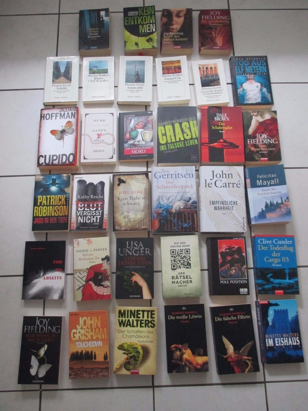 34 Bücher Bücherpaket Krimis Thriller Kriminalromane