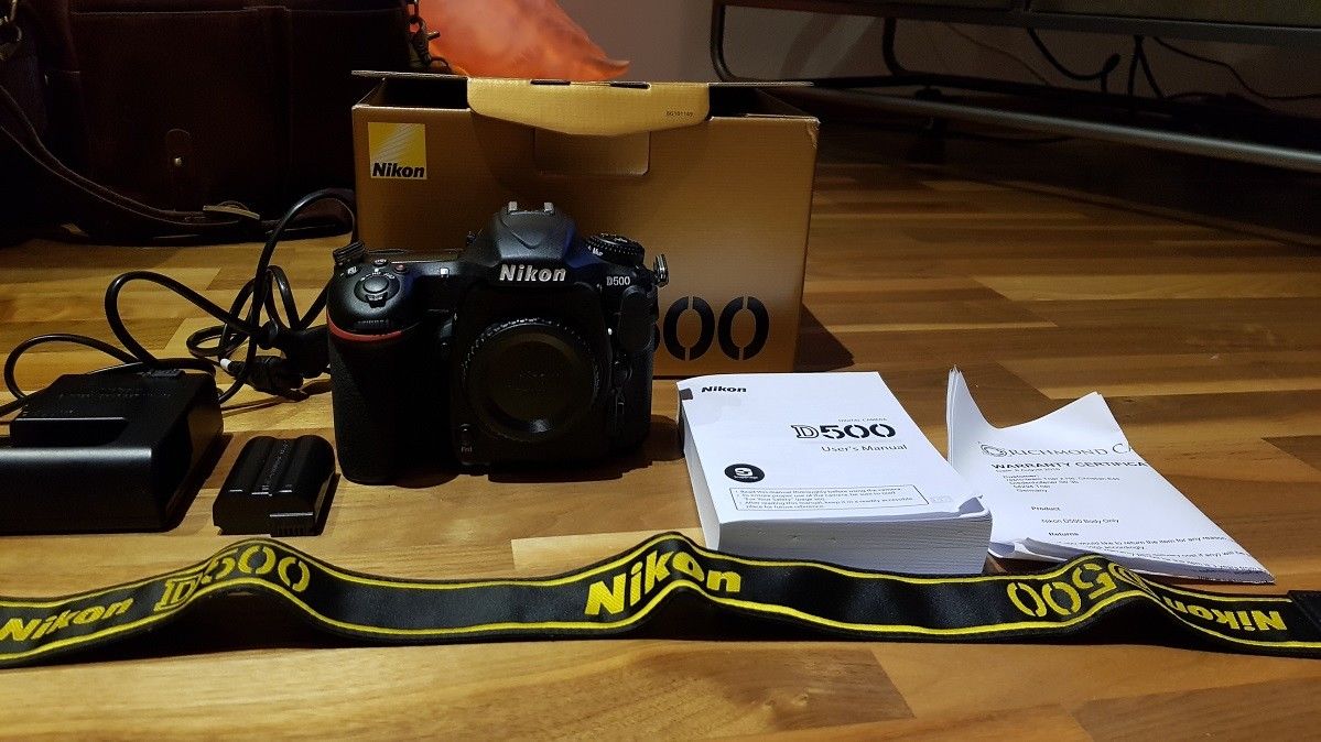 Nikon D500 Body Digitalkamera mit OVP + GARANTIE / ca 4000 Clicks 