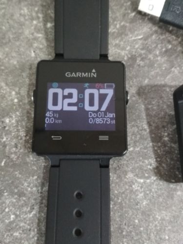 Garmin vivoactive Sport GPS-Smartwatch (Laufen, Radfahren, Schwimmen, Golfen)