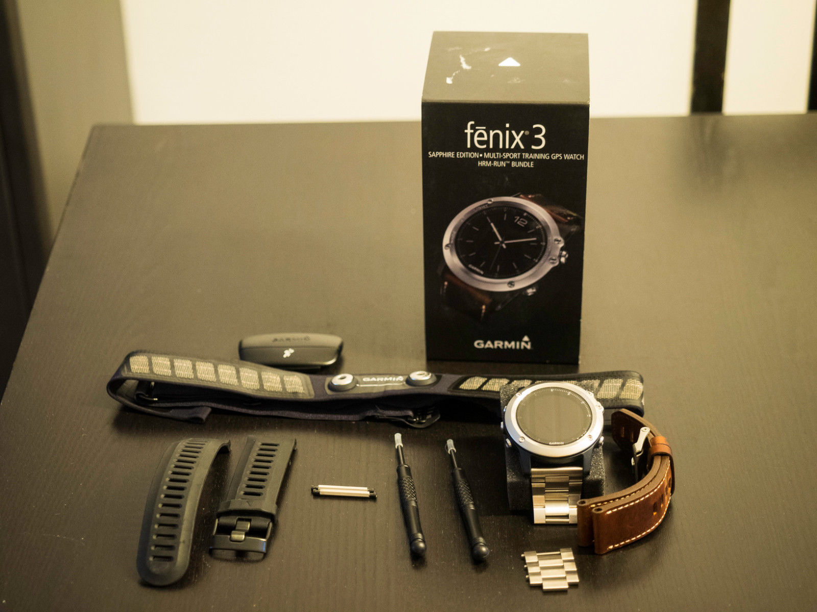 Garmin Fenix 3 Saphir mit Lederarmband - Performer Bundle - und anderen Armband