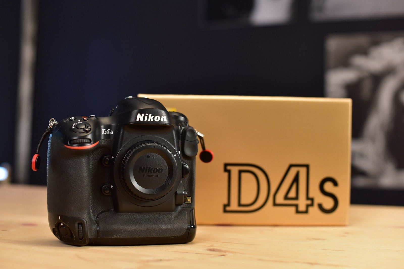 Nikon D4S 16.2 MP SLR-Digitalkamera - Schwarz, Umstellung auf Nikon D5, TOP