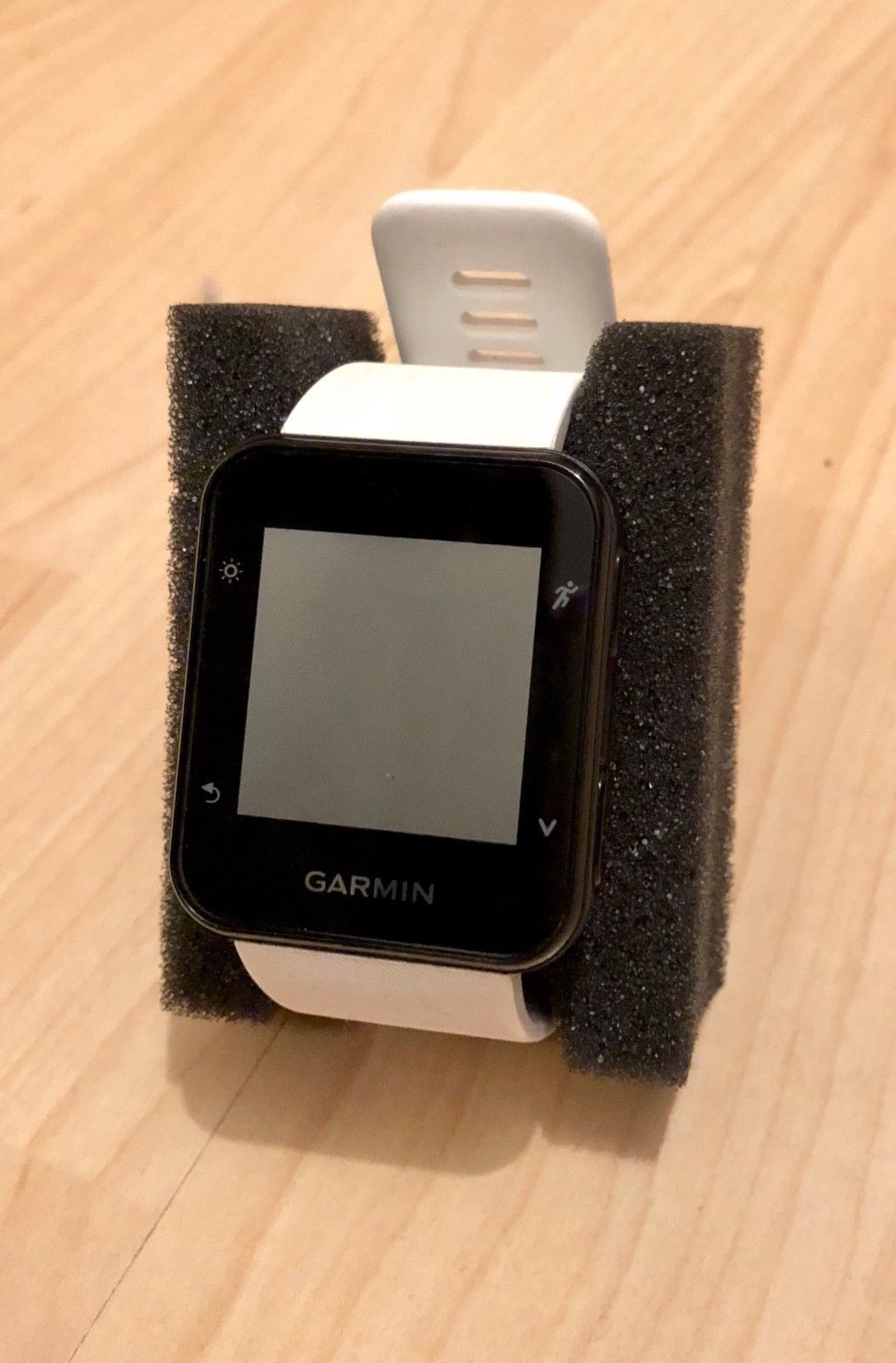 Garmin Forerunner 35 GPS Sportuhr Smartwatch Herzfrequenz schwarz Laufuhr unisex