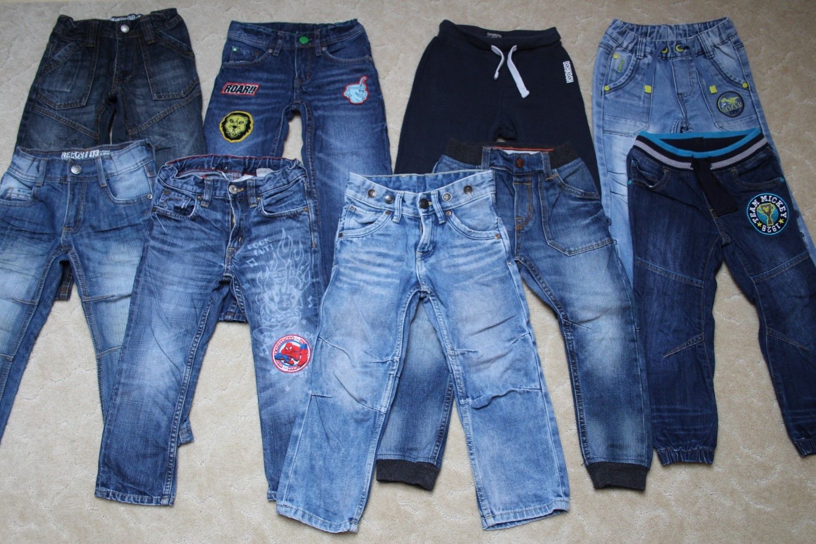 TOP 34 tlg. Sachen-Paket Jungen Gr. 98 viel H&M Shirts Jeans...