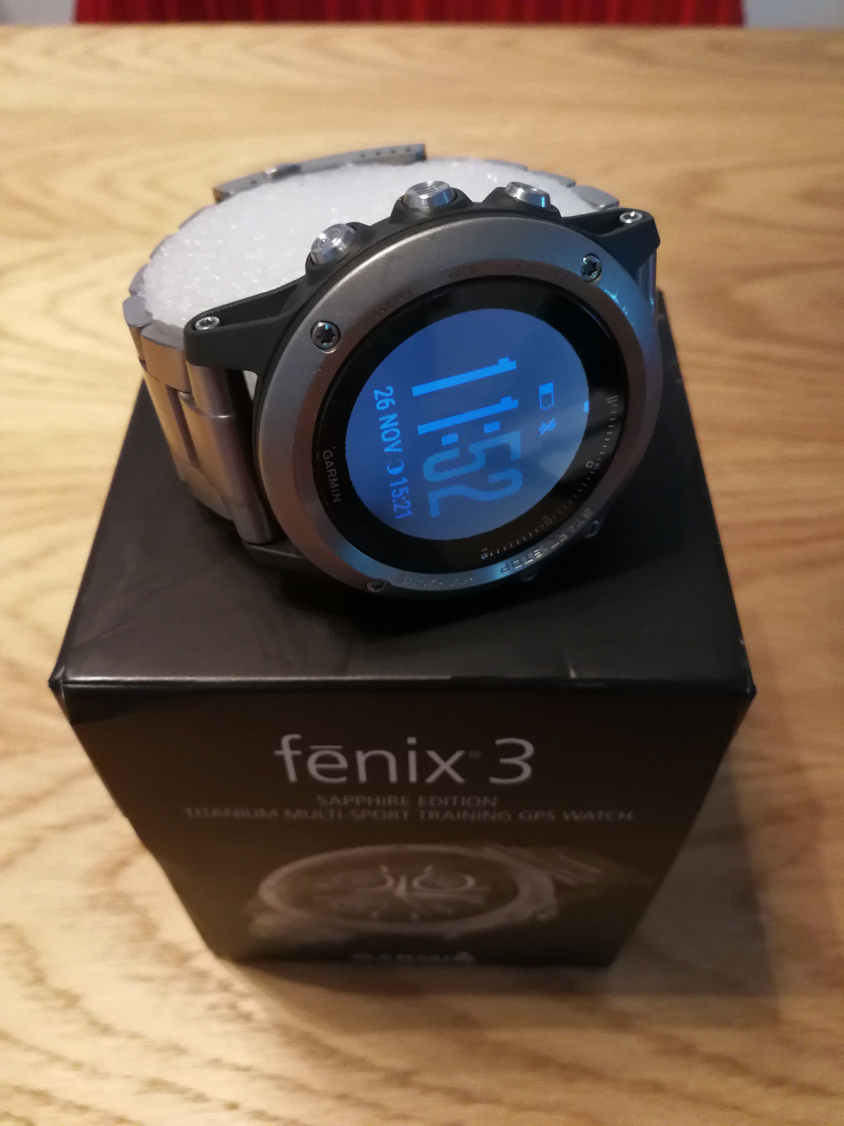 Garmin Fenix 3 Sapphire Edition - Titanium - Leder - Smartwatch - GPS-Uhr