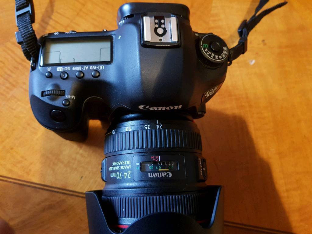 Canon EOS 5D Mark III 22.3 MP SLR-Digitalkamera - Schwarz + Objektiv + Zubeör