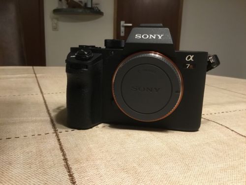 Sony Alpha 7R II 42.4 MP Digital Camera - Schwarz (Nur Gehäuse)