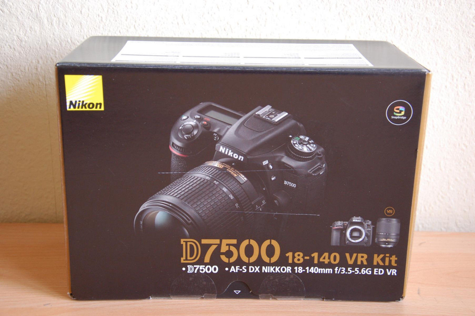 Nikon D7500 KIT AF-S DX 18-140 mm 1:3.5-5.6G ED VR Spiegelreflex Kamera NEU OVP