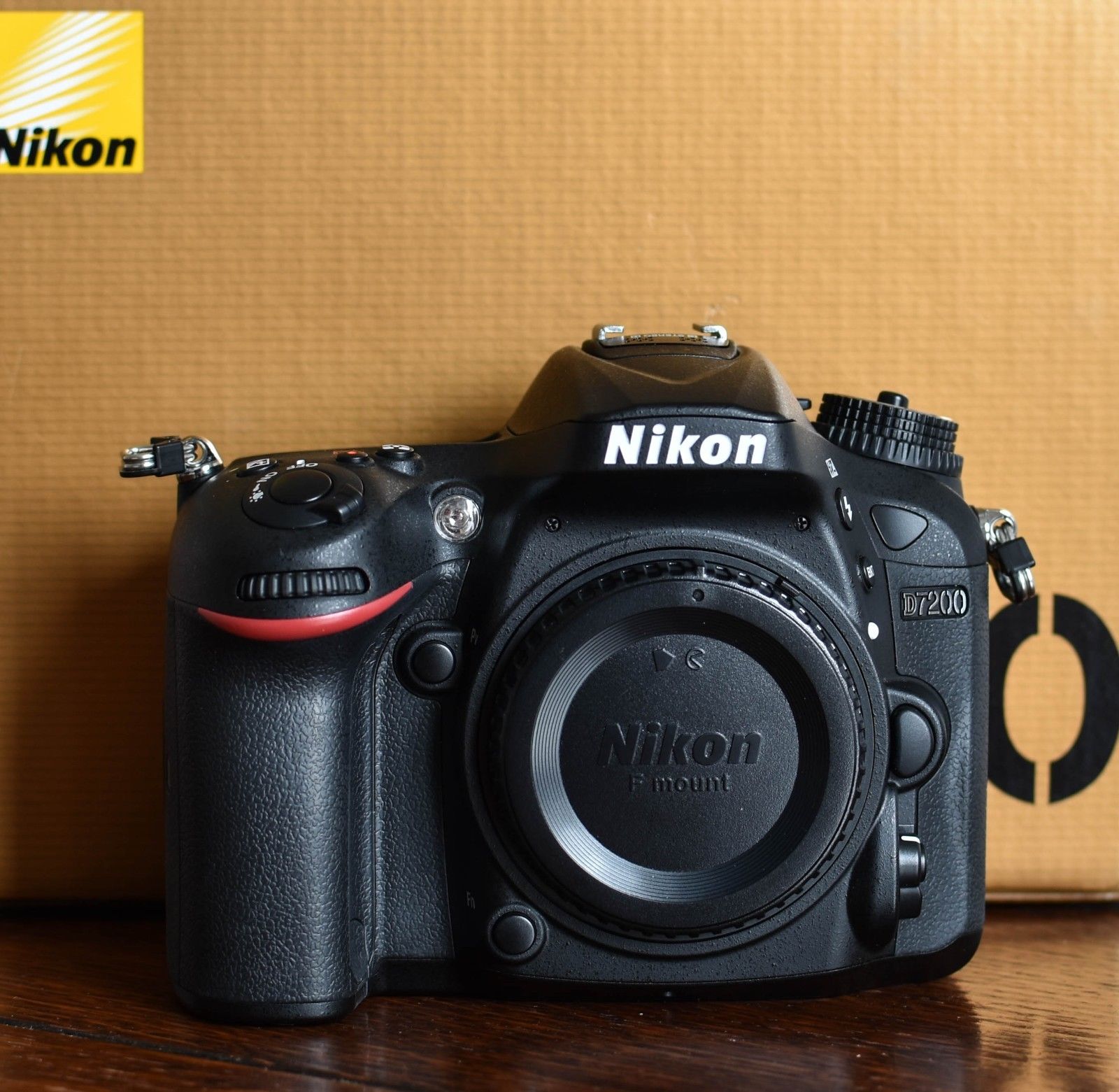 Nikon D7200 Gehäuse 1512 Auslösungen