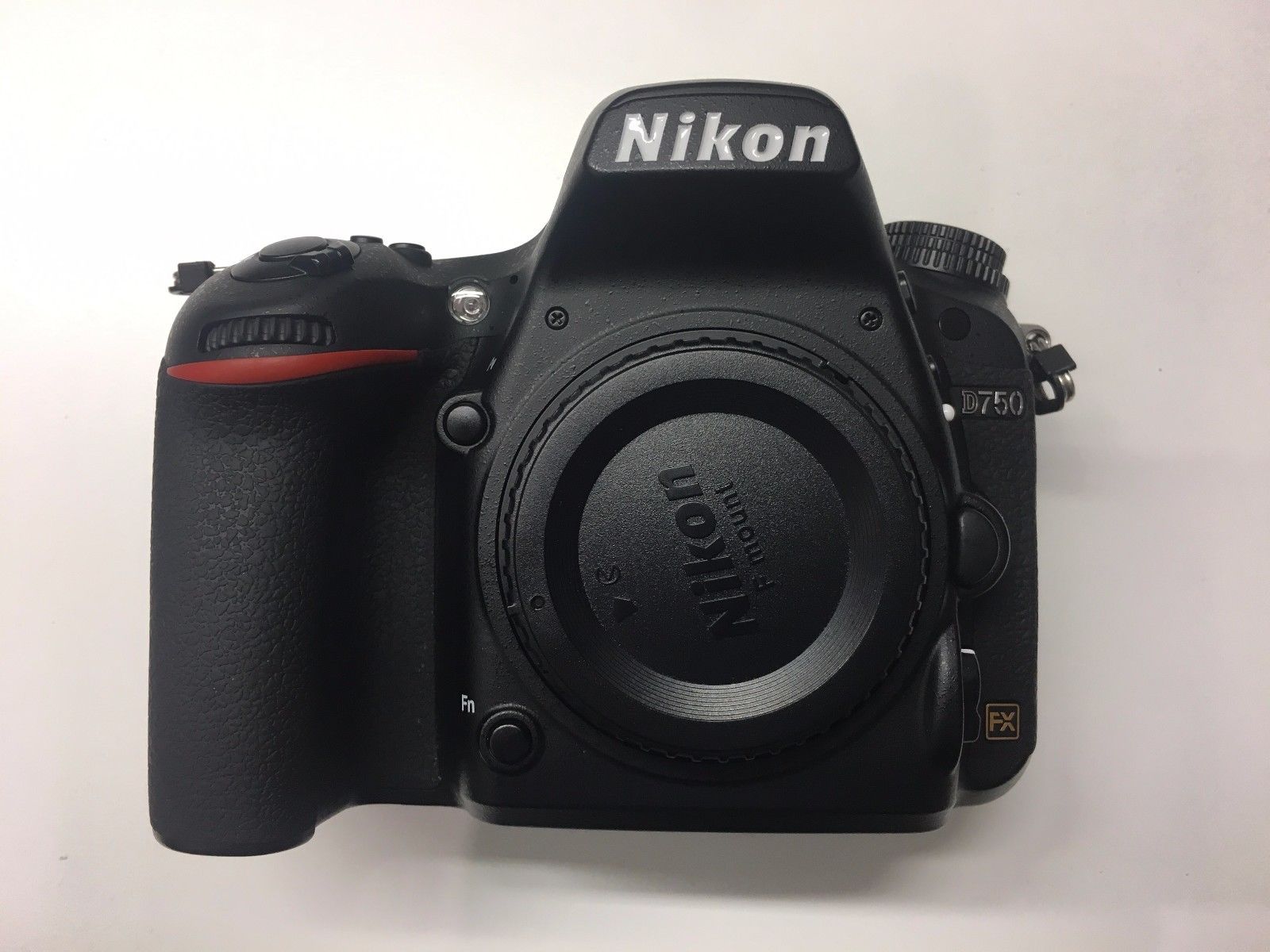 Nikon D D750 24.3 MP SLR-Digitalkamera - Schwarz (Nur Gehäuse) neuwertig